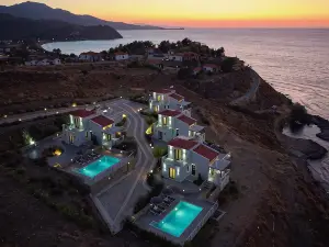 Eleia Seafront Rooms & Villas