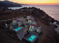 Eleia Seafront Rooms & Villas - Villas