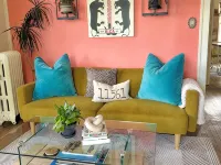 Private 2nd Story Apartment in the Heart of Long Beach- Pura Vida! Hotels in Long Beach