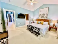 Townhouse in the West End steps from everything! Main St, Falls Park, Baseball - 컨트리 하우스