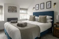 Cosy cottage for two, dog friendly with log burner - 4-Star
