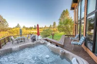 Riverfront Retreat / Hot Tub / Private Dock / Pet Friendly - Chalets