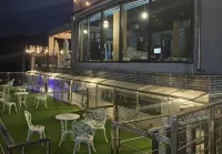 Chungju Misojin Pool Villa - Pools
