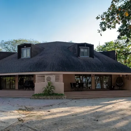 Matabungkay Beach Hotel
