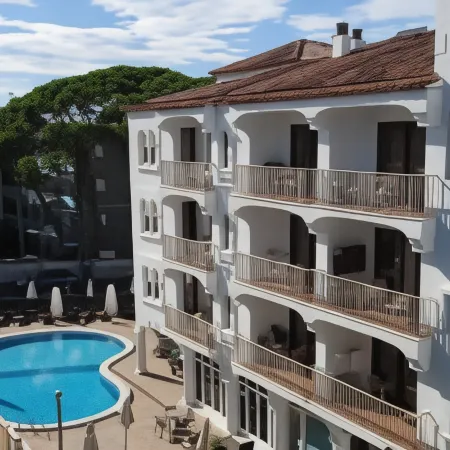 Emerald Sun Hotel