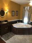Edgewood Manor