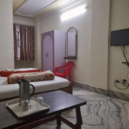 Hotel Utsav Deluxe