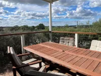 Cosy retro weekender with far-reaching views Hotels in Goolwa