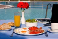 Plaza Beach Hotel - breakfast