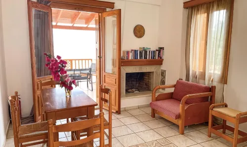 Nereides Seaside Apartments - Family