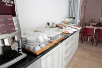บูทีค โรงแรม เอนิอา - พร้อมอาหารเช้า
