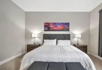 EAZY AZ Modern 2 bedroom townhouse on the 8th fairway of Estrella Mountain Ranch - Bungalows