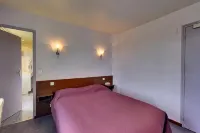 Logis Auberge des Vieux Chenes - 2 ดาว