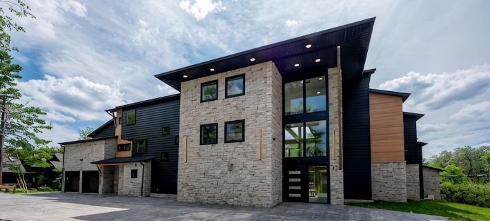 New! Epic lakefront home with indoor pool! Hotels in McHenry