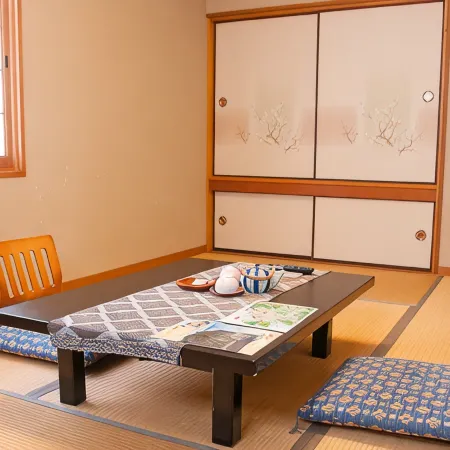 Kasumi Four-Seasons Inn - Kaku