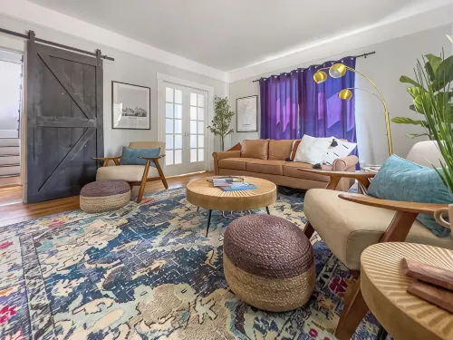 Cozy Modern Home Near Wsu,  Pet-Friendly, Fast Wi-Fi & Fire Pit - Familien