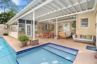 Hot tub, pool, bbq, game room near downtown - Hot Tub