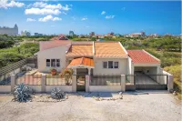 Sunny Palm Beach Villa - 3 min from beach - 2-Star