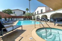 Mason Beach Inn - Beach