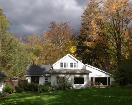 Cottage at Taughannock: State Park, Cayuga Lake, Ithaca, & Cornell Hotels in Ulysses