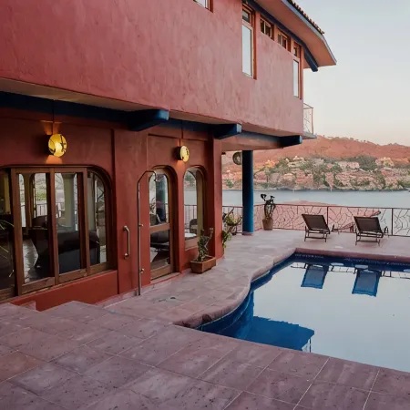 Nice vacation place to relax under the hot sun of zihuatanejo