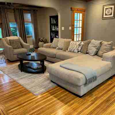 Charming 3-Bedroom Lower Unit Home in Buffalo Others