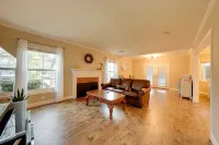 Cozy, spacious 4B4B house with high-speed internet near Disney - 民宿