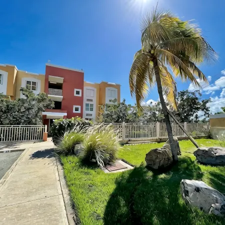 Caribbean Condo with Marina, Pool & Ocean View! 3 Minutes from Seven Seas Beach.