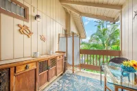 Chic Aloha Studio in Superb Princeville, w/AC & WiFi Explore Beautiful Napali! - 3-Star