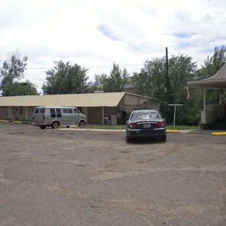 Riverside Motel