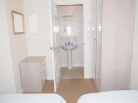 Walking distance to Goodrington and Paignton beach, bars, restaurants and shops. - 3-Star
