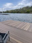 Near Pittsburgh on Beaver River Waterfront -- Glamping in Cozy Floating Cottage - Pools