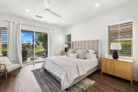 COME GETAWAY! NEWLY REMODELED! Luxury Home w/pool on Nicklaus permit #064855 - 4-نجوم