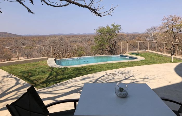Kifaru Luxury Lodge & Bush Camp