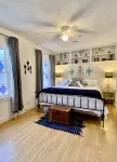 ★ Church House ★UNIQUE 2bd converted historic Wallace chapel, walk to everything - 3-Sterne
