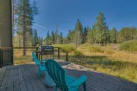 Modern Gambrel Cabin Near Ski Resorts - Chalets