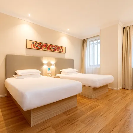 Junan Huating Hotel