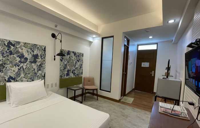 The Greenhive Hotel Inc.