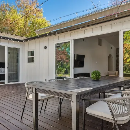 BRAND NEW!! Spacious and Pristine newly remodeled 4-bedroom home in Glen Ellen.