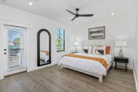 Flamingo! New! Steps to Beach! - Bungalows
