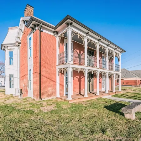 Enjoy Beautiful Historic Franklin Here!