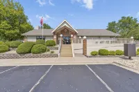 2 bedroom, 2 bath ground floor condo with indoor pool minutes from Branson strip - Boutique