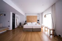 Sunday Boutique Hotel - 4-Star