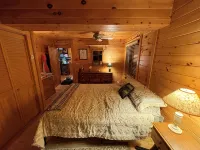 Great Pond湖畔露營地 - 小木屋