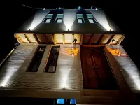Bobosh Boutique - 3-Star