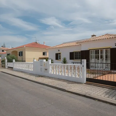 Casa Novo Horizonte by Portucasa