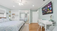 Oceanview home walking distance to beach, pier & short drive to downtown Ventura - 4-Star