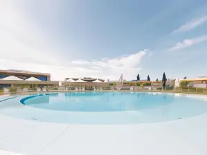 White Shell Beach Villas