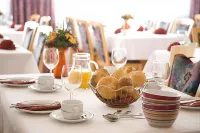 Hotel Gasthof Pension Riebel - 2-Star