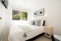 Tasman Holiday Parks - Myola Hotel a Culburra Beach